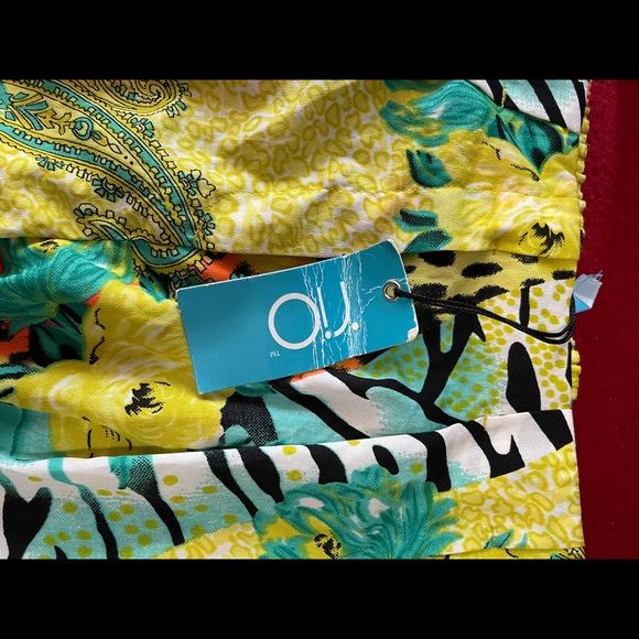 Shorts - Picture 4 of 4